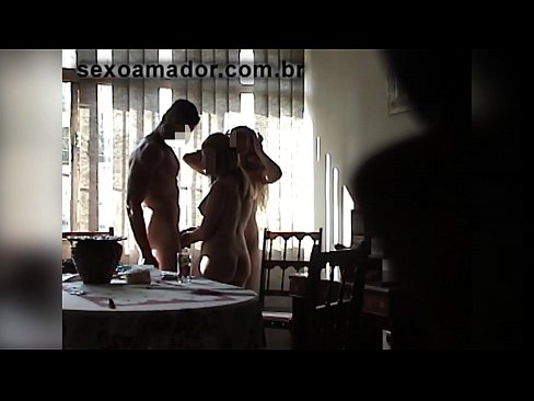 ❤️ Seksvriendinnen nodigen een reusachtige man uit en een triootje met hem ️❌ Anal video at nl.credit-assorti.ru ️❤