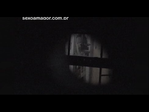 ❤️ Blondie wordt stiekem gefilmd door een voyeur uit de buurt, verstopt achter holle bakstenen ️❌ Anal video at nl.credit-assorti.ru ️❤